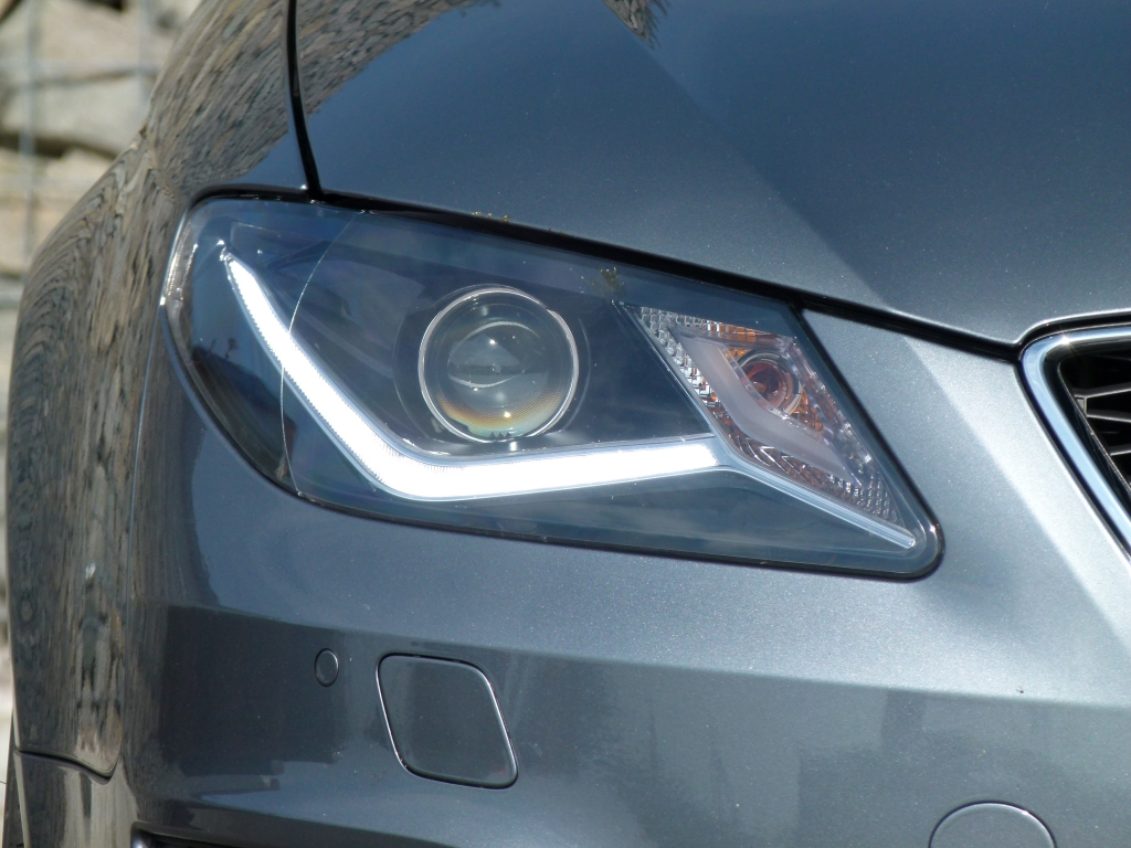 Vergleich Seat Exeo ST und Toyota Avensis Combi – Spanische Emoción trifft Japanische Gelassenheit  