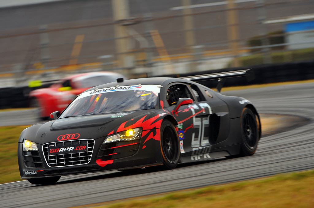 Vier Audi R8 Grand-Am in Daytona am Start