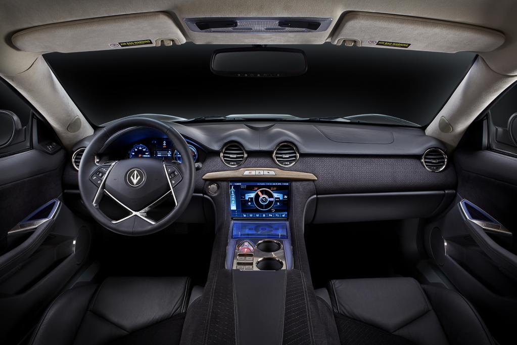 Weltpremiere für viertüriger Sportwagen Destino