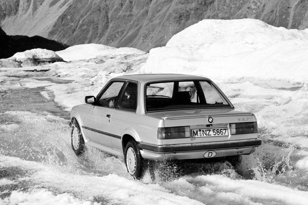 Wer speziell nach einer 325ix-Limousine sucht, sollte ein bisschen Zeit mitbringen