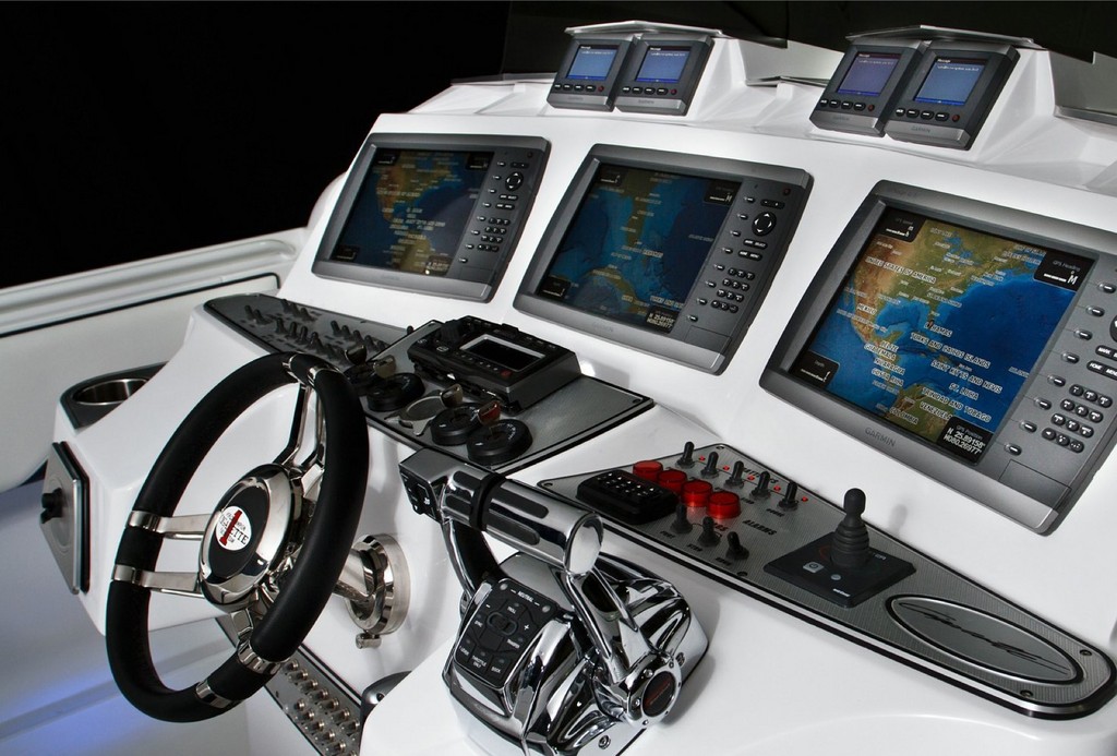 AMG-Joint-Venture mit 1750 PS auf dem Wasser