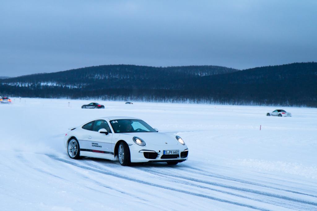 Anspruchsvoller Winter-Workshop mit Porsche