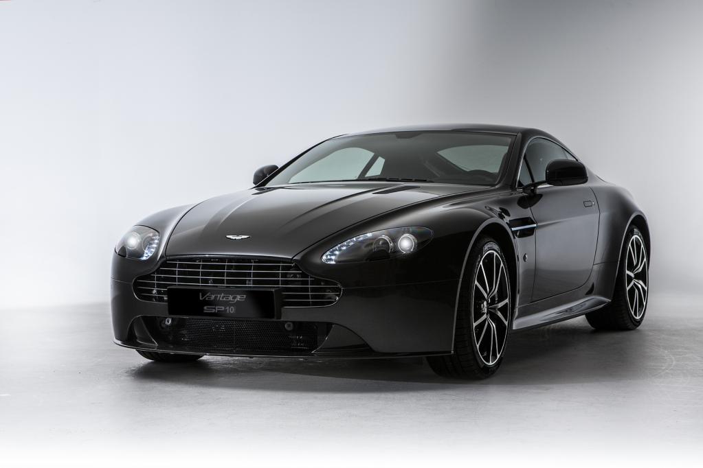 Aston Martin mit Vantage Sondermodell