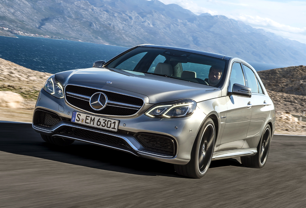 Auf Wachstum eingestellt: Mercedes E 63 AMG nun auch mit Allrad und als S-Modell