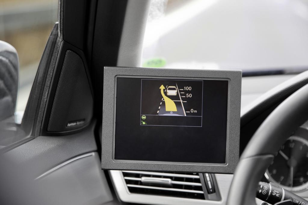Autos könnten aber noch mehr, wenn man sie ließe, wie ein Prototyp von Mercedes nun zeigte