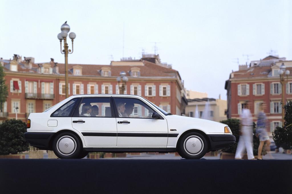 Der Volvo 440 1988