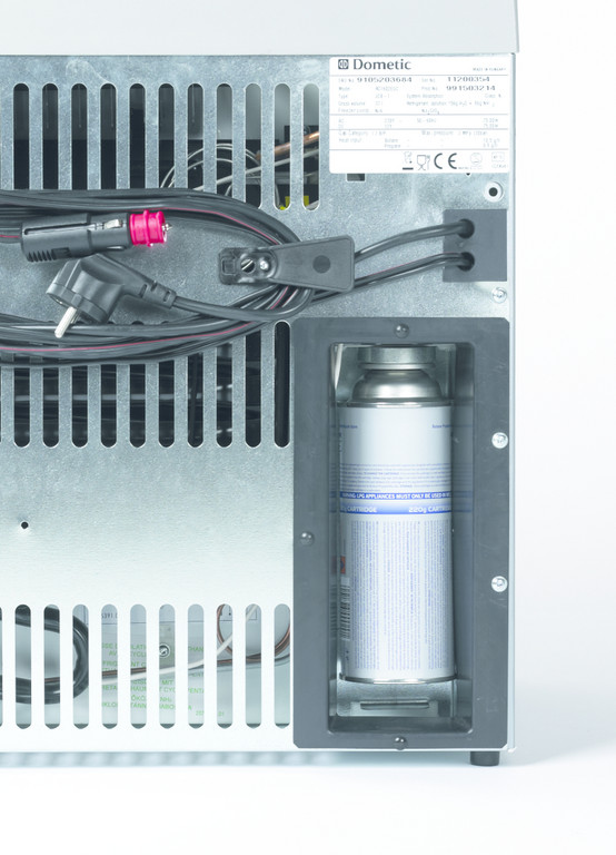 Dometic RC 1205 GC kühlt auch mit Gaskartusche