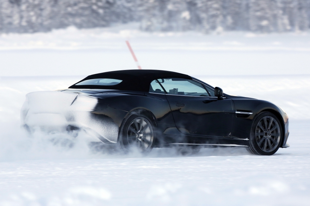 Erwischt: Erlkönig Aston Martin Vanquish Volante  - Nach oben offen
