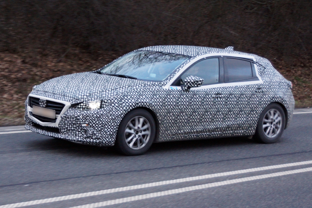 Erwischt: Erlkönig Mazda 3 – Mehr Kodo-Design