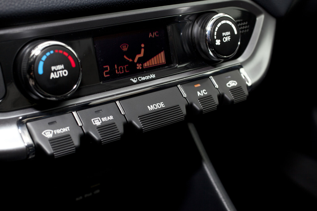 Fahrbericht Kia Rio 1.4 Edition 7: Schicke Schalter und etwas müder Motor