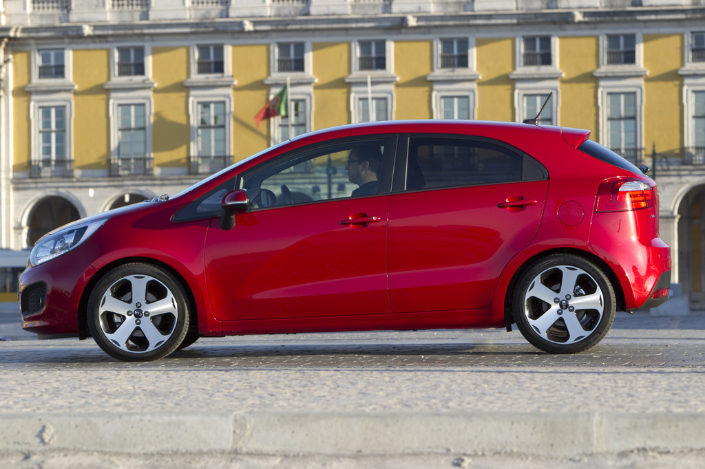 Fahrbericht Kia Rio 1.4 Edition 7: Schicke Schalter und etwas müder Motor