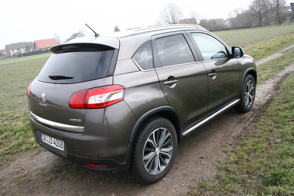 Fahrbericht Peugeot 4008 Allure HDi 150: Gute Gene