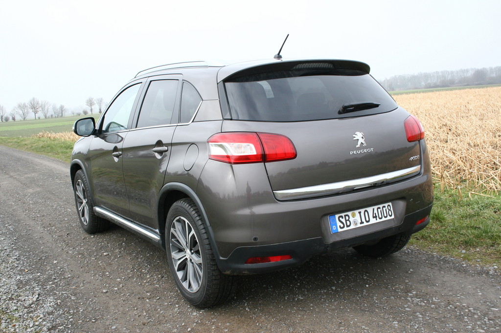 Fahrbericht Peugeot 4008 Allure HDi 150: Gute Gene