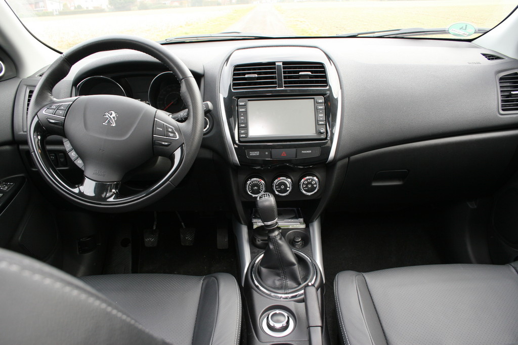 Fahrbericht Peugeot 4008 Allure HDi 150: Gute Gene
