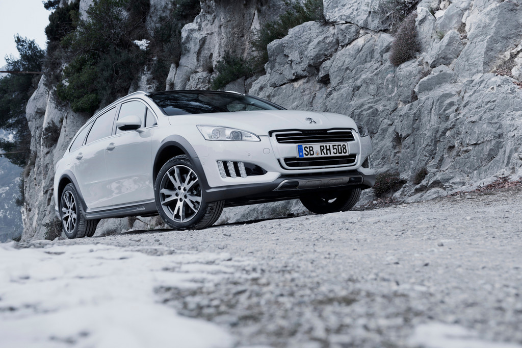 Fahrbericht Peugeot 508 RXH: Hier dieselt der Hybrid