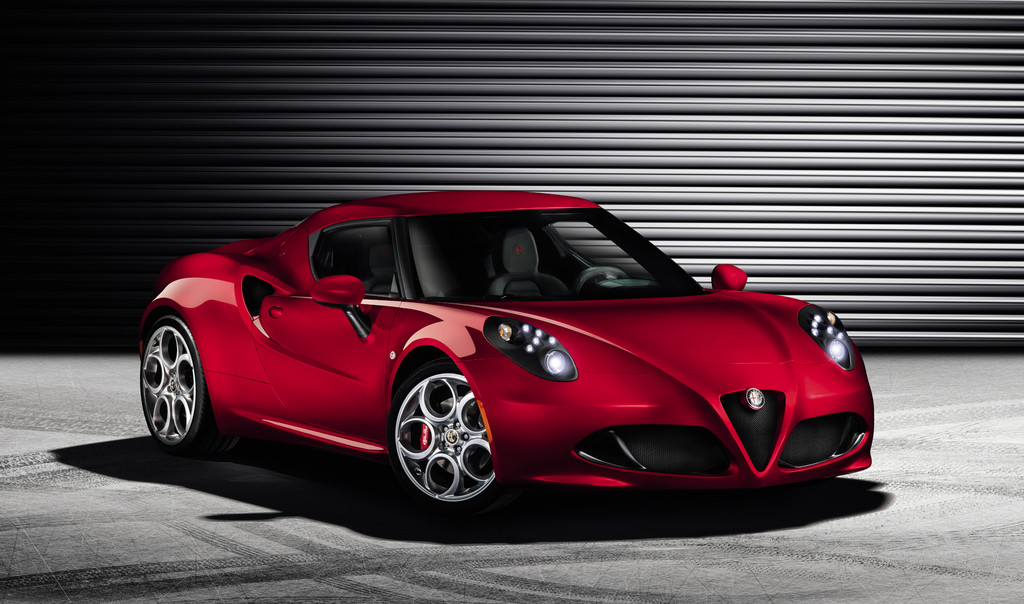 Genf 2013: Alfa Romeo zeigt Weltpremiere des 4C
