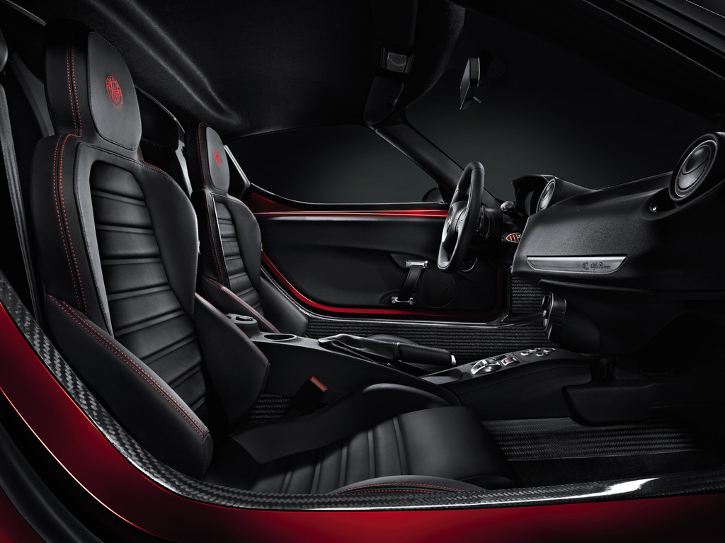 Genf 2013: Alfa Romeo zeigt Weltpremiere des 4C