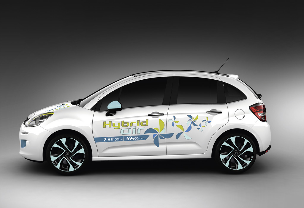 Genf 2013: Citroen Hybrid Air fährt