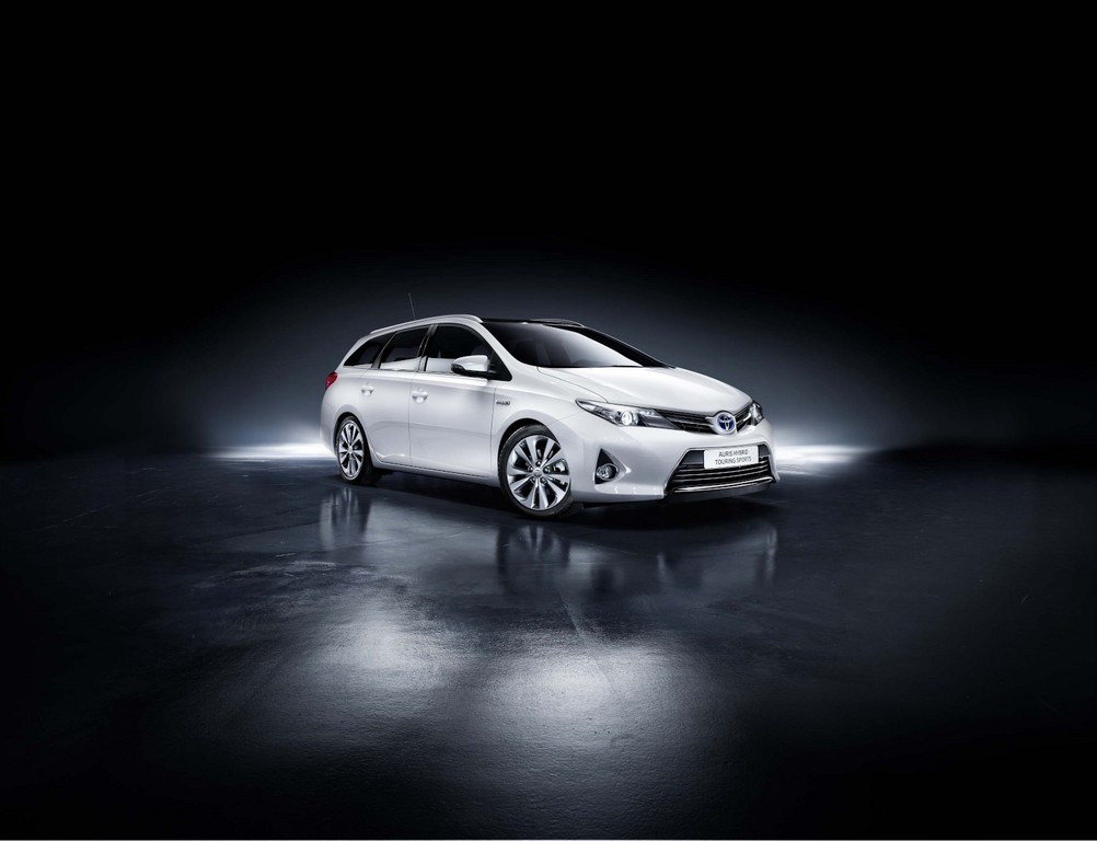 Genf 2013: Toyota Auris Touring Sports erster Vollhybrid-Kombi seiner Klasse