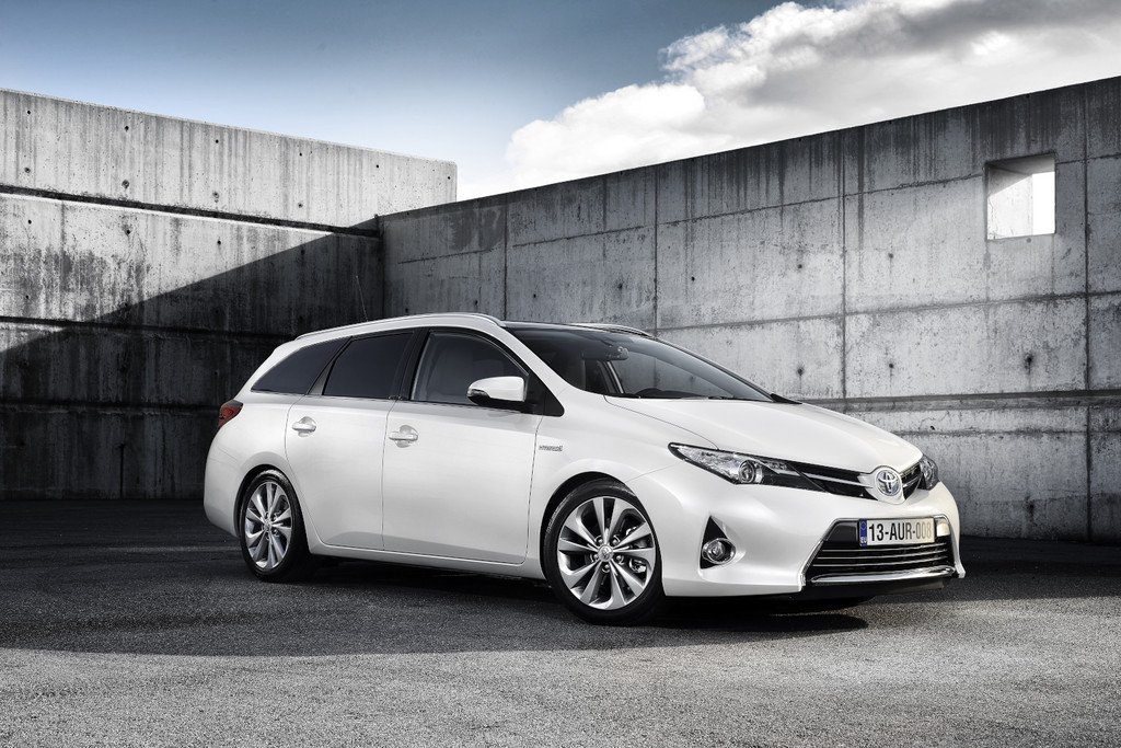 Genf 2013: Toyota Auris Touring Sports erster Vollhybrid-Kombi seiner Klasse