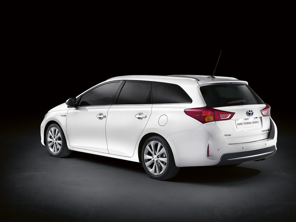Genf 2013: Toyota Auris Touring Sports erster Vollhybrid-Kombi seiner Klasse
