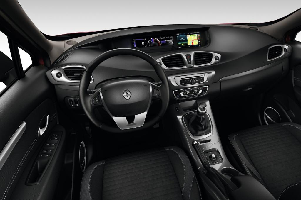Gleichzeitig zur neuen Variante frischt Renault die Modelle Scenic und Grand Scenic auf