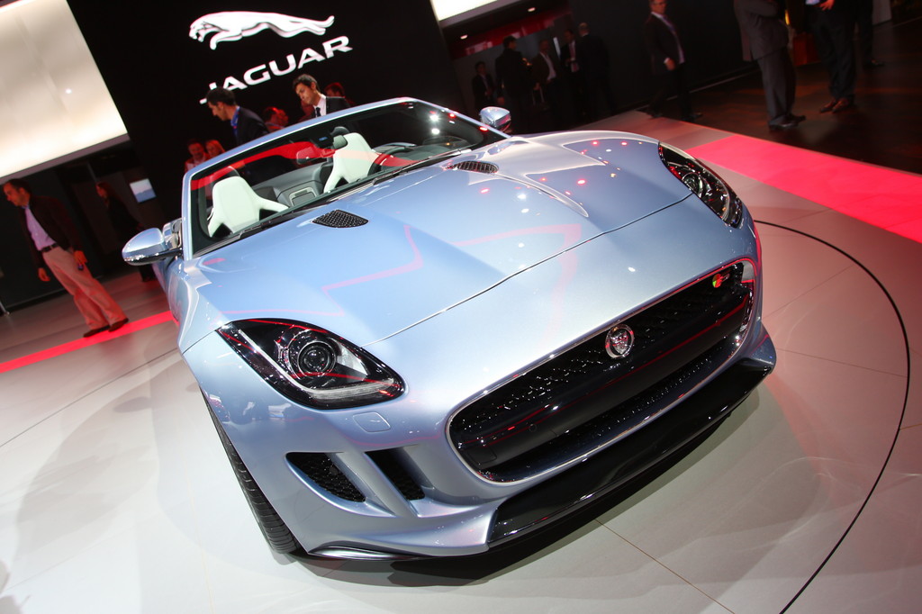 Jaguar Land Rover beginnt 2013 mit einem dicken Plus