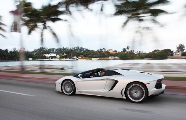 Lamborghini Aventador Roadster - Miami Sound Machine