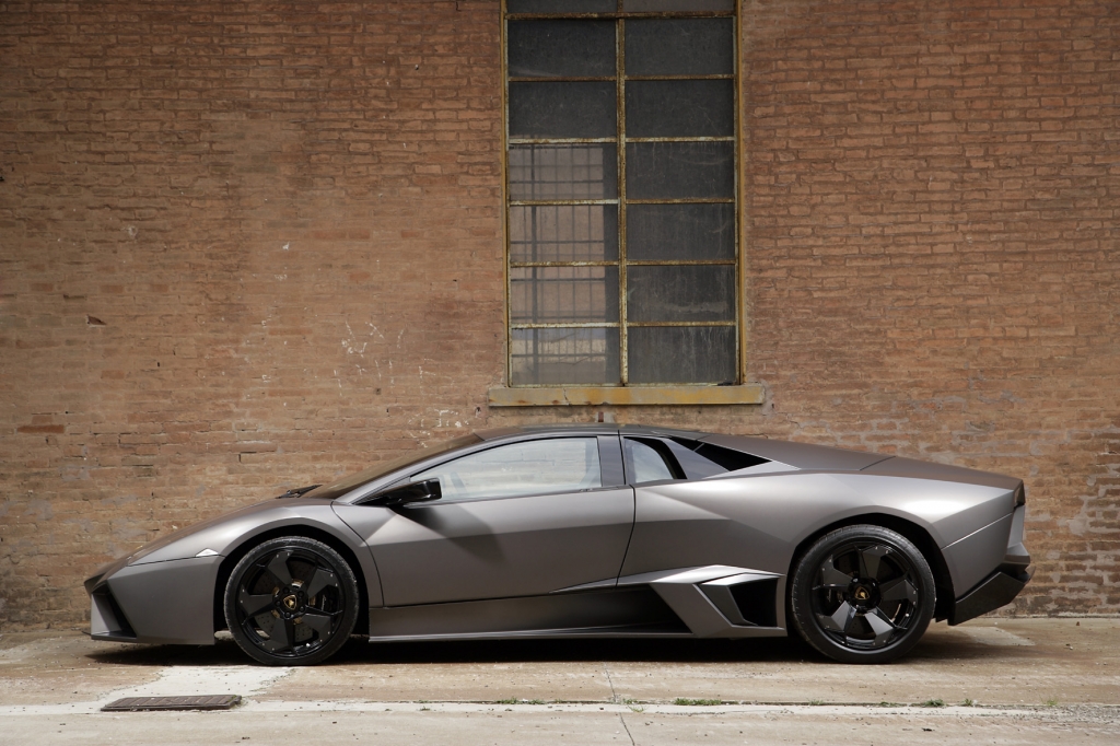 Lamborghini mit V12-Motoren: Die kleine Stier-Schau
