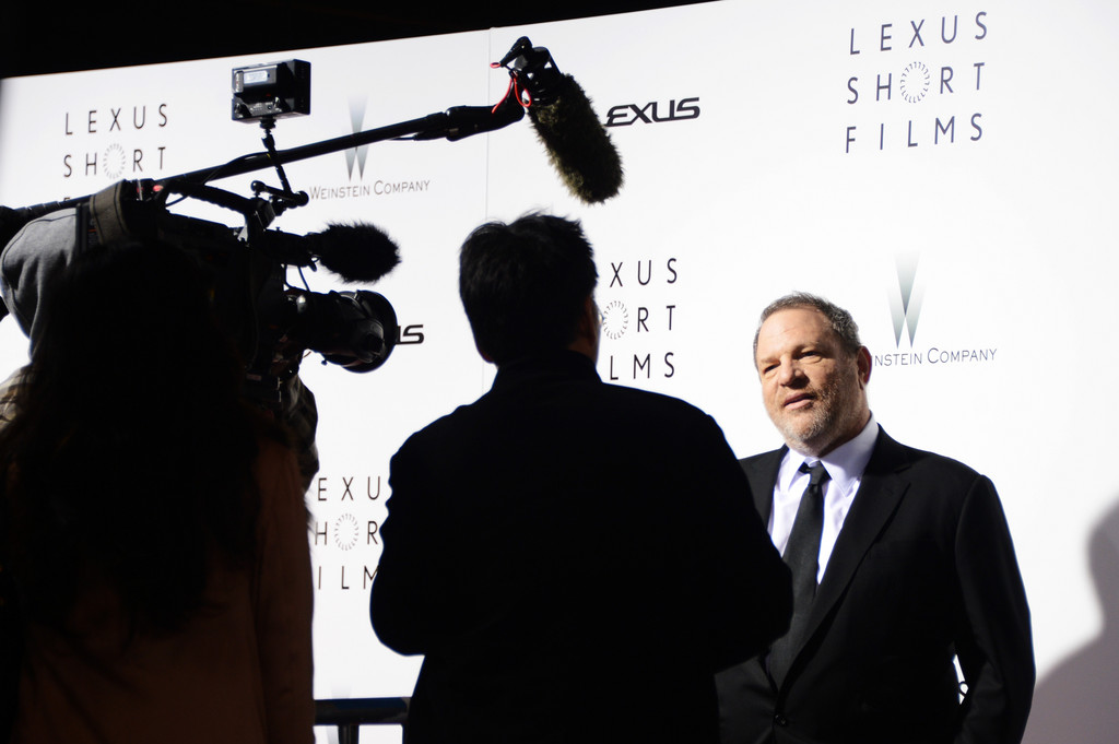 Lexus zeigt die ersten 