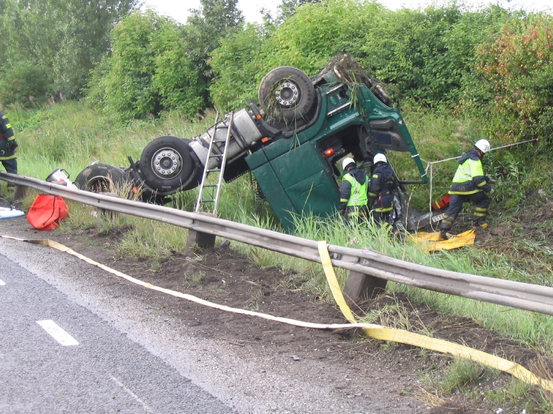 Müdigkeit und Unaufmerksamkeit verursachen die meisten Lkw-Unfälle