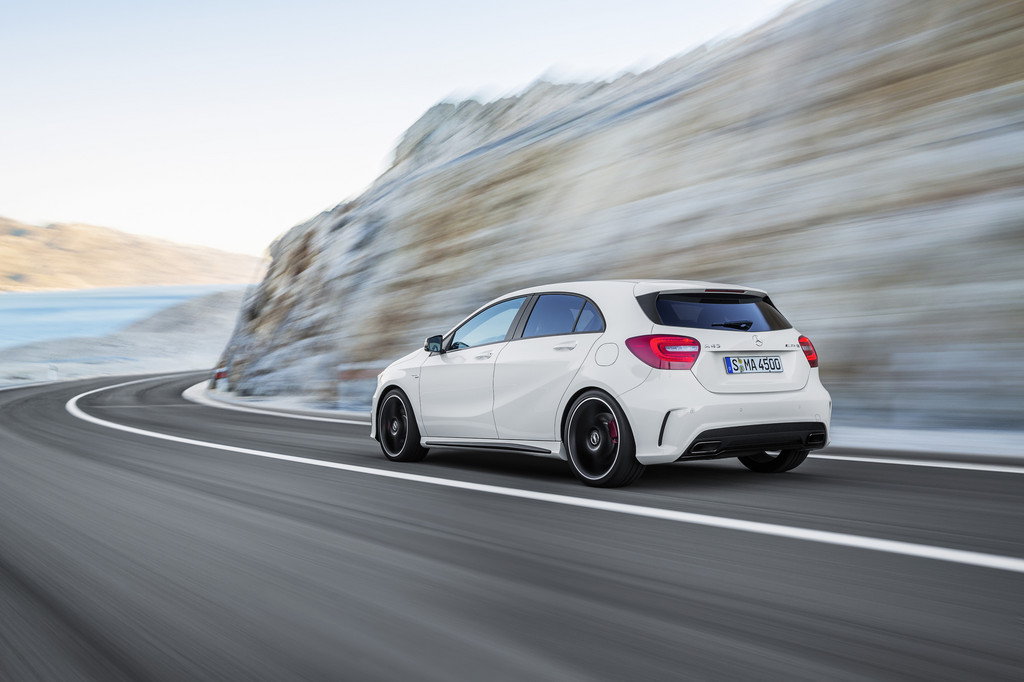 Mercedes-Benz A 45 AMG hat weltweit stärksten Vierzylinder