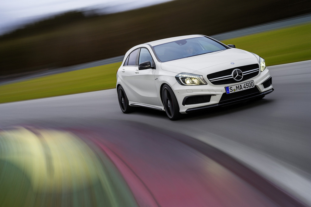 Mercedes-Benz A 45 AMG hat weltweit stärksten Vierzylinder