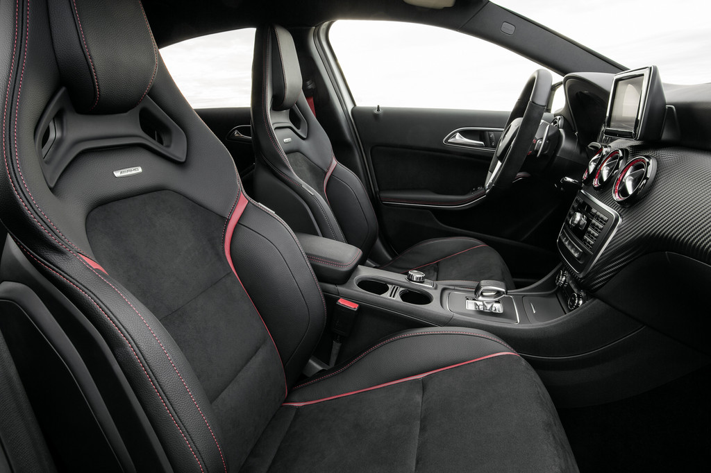 Mercedes-Benz A 45 AMG hat weltweit stärksten Vierzylinder