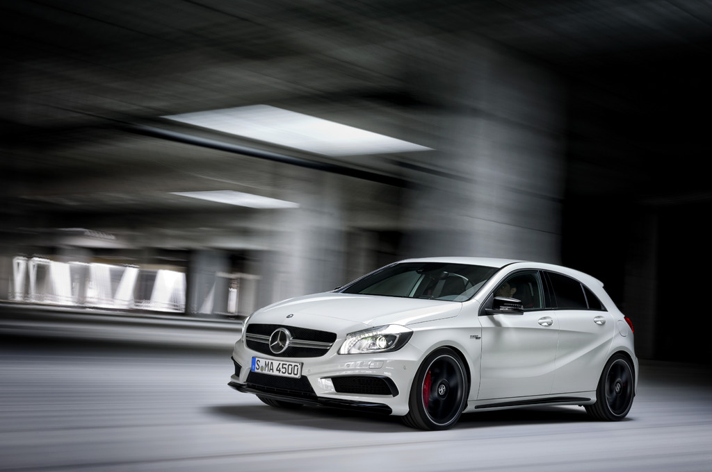Mercedes-Benz A 45 AMG hat weltweit stärksten Vierzylinder