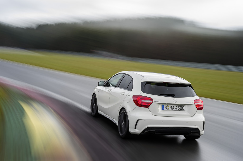 Mercedes-Benz A 45 AMG hat weltweit stärksten Vierzylinder