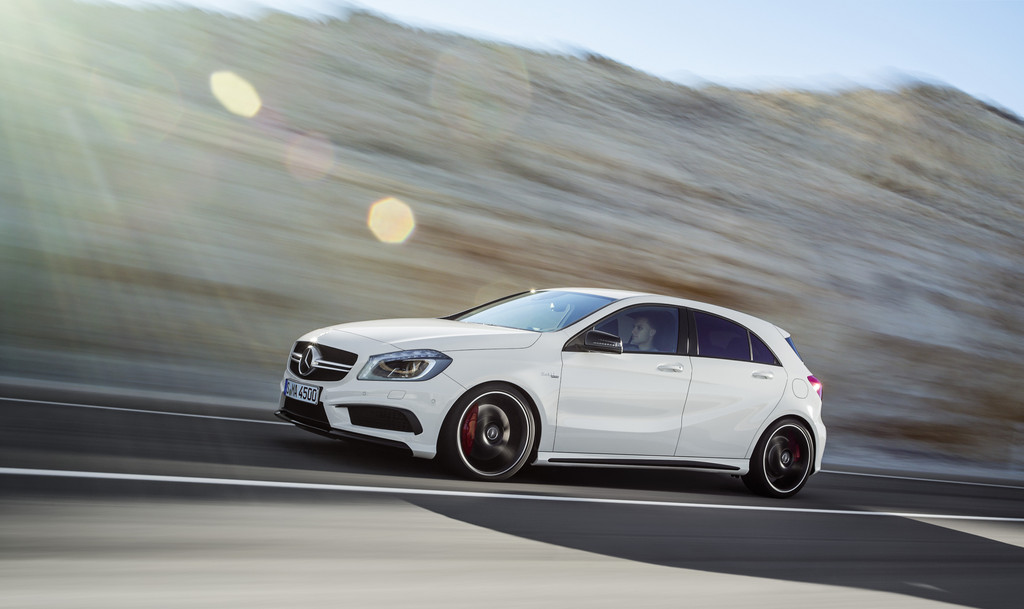 Mercedes-Benz A 45 AMG hat weltweit stärksten Vierzylinder