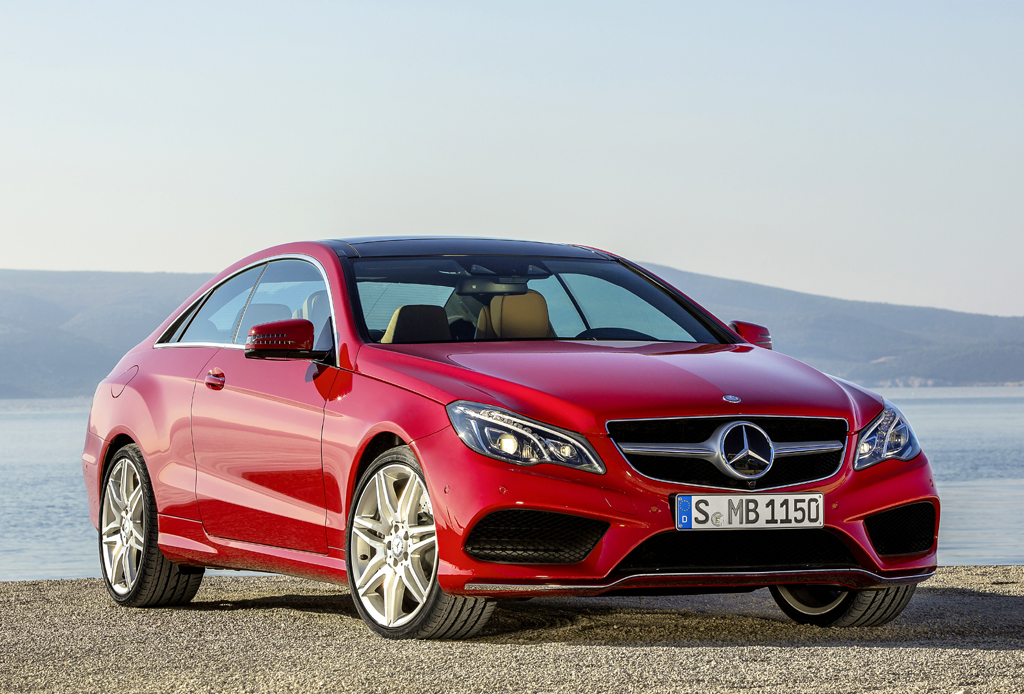 Mercedes-E-Klasse, hier das sportliche Coupé von vorn ... 