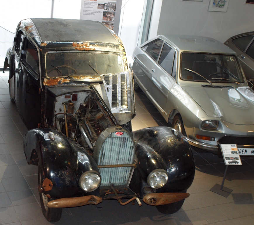 Museum AUTOVISION: Unrestaurierter Bugatti T57 aus Schlumpf-Sammlung