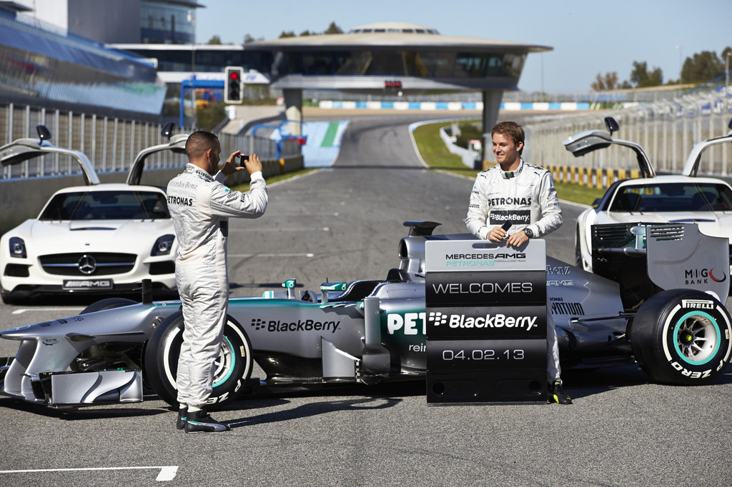 Neuer Silberpfeil F1 W04 in Jerez vorgestellt