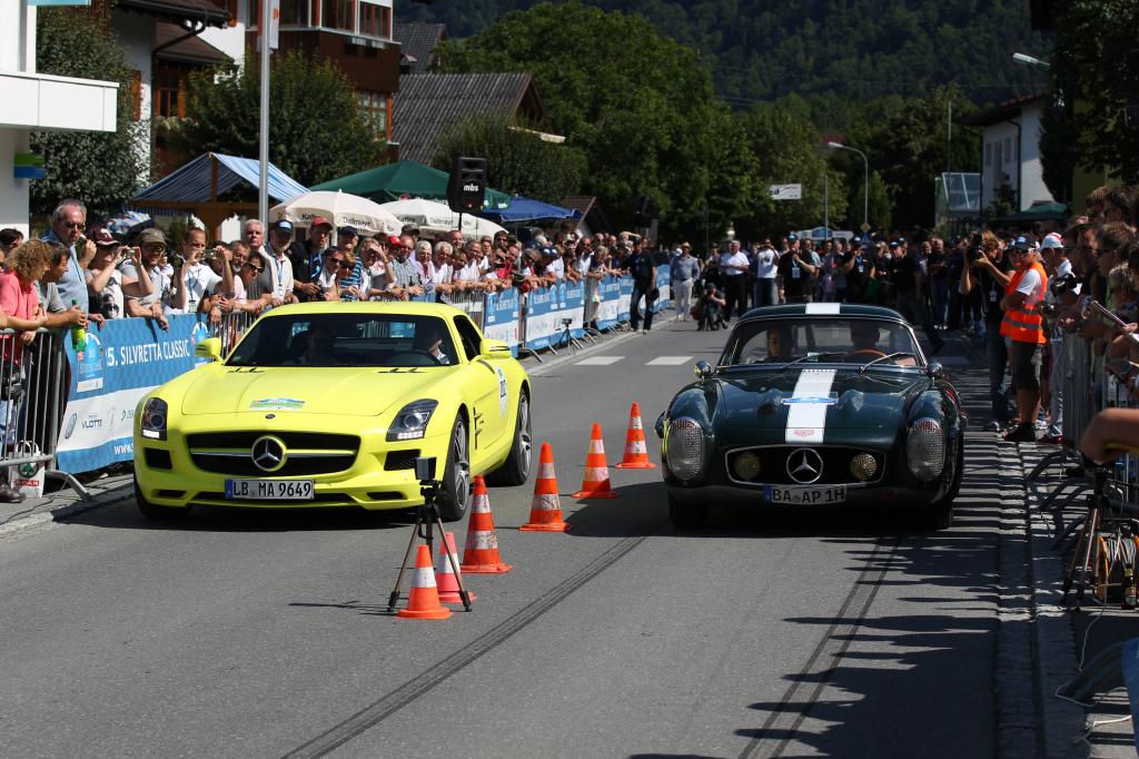 Oldtimer und E-Autos starten bei der Silvretta Rallye