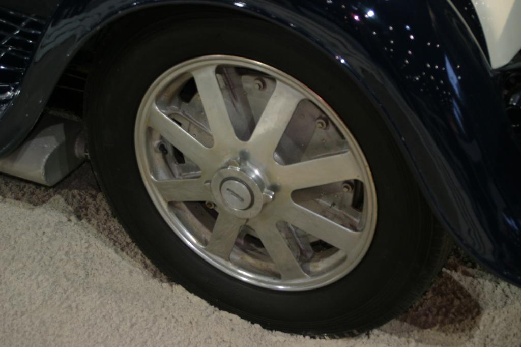 Oldtimermesse Rétromobile gestartet