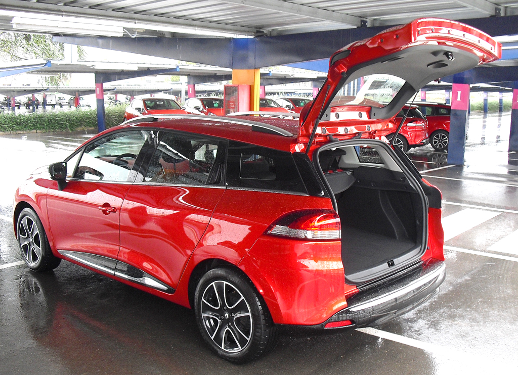 Renault Clio Grandtour: Ins Gepäckabteil passen 443 bis 1380 Liter hinein. 