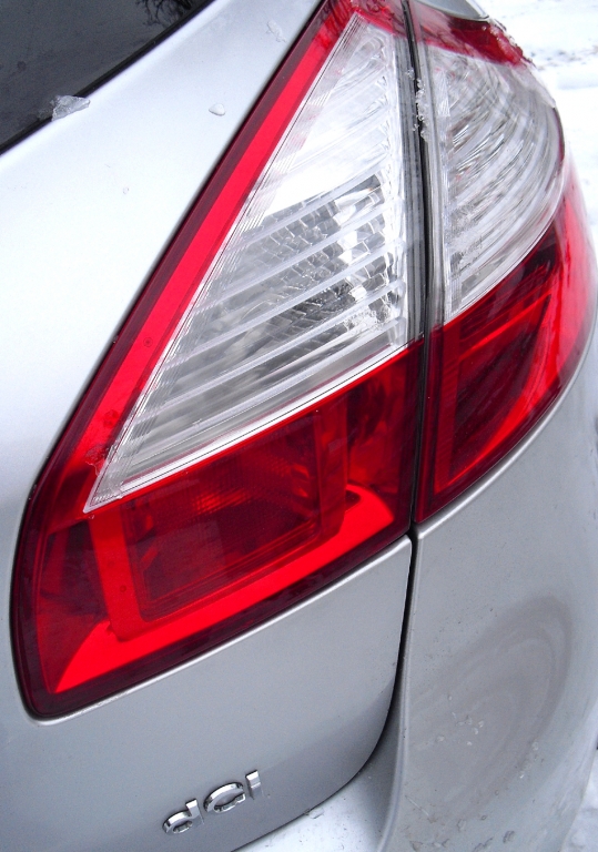 Renault Mégane: Moderne Leuchteinheit am Heck mit (Diesel-)Motorisierungskürzel.
