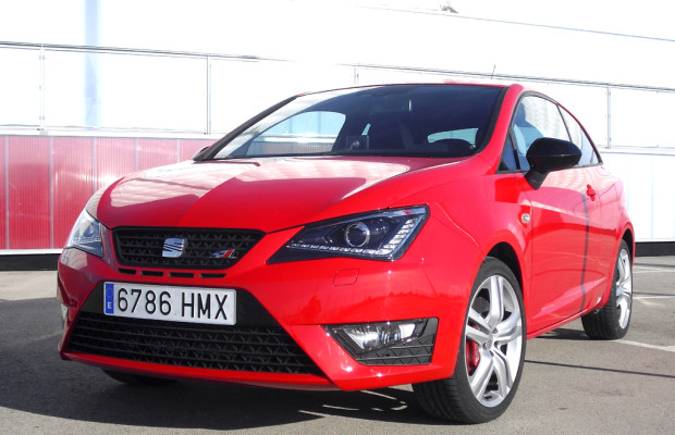 Sogar gleich doppelt befeuert: Seats neuer Ibiza Cupra startet Mitte März
