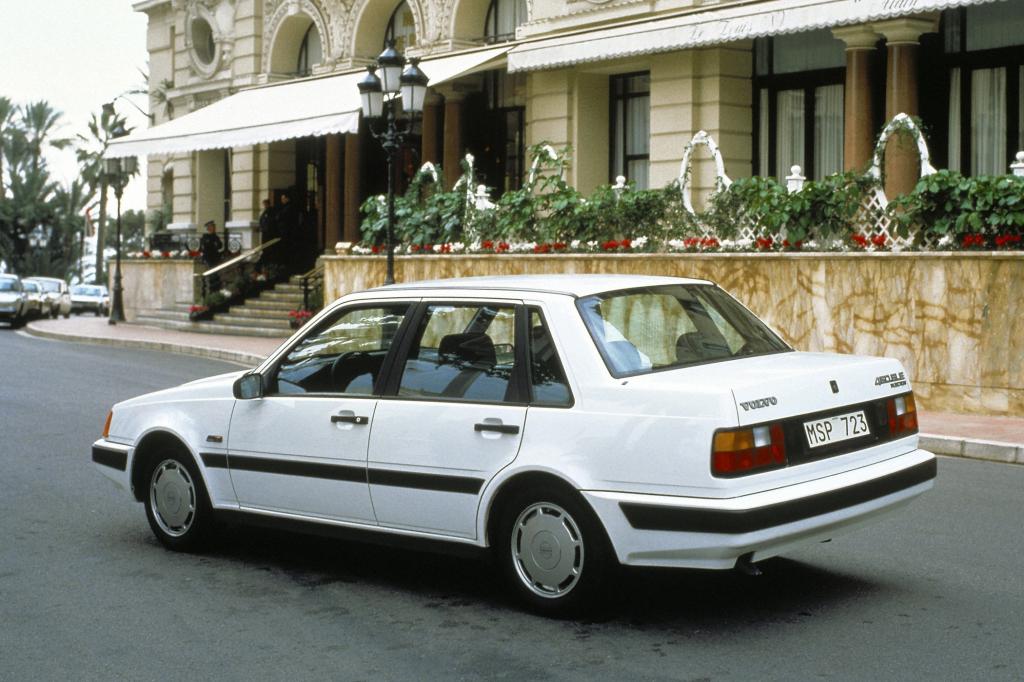 Volvo 460 1989