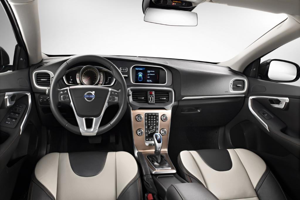 Volvo V40 Cross Country: Nur ein bisschen Kosmetik