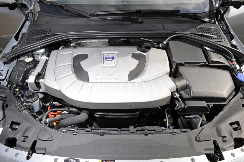 Volvo V60 D6 AWD Plug-in-Hybrid: Stark und sauber - der 283 PS Hybrid