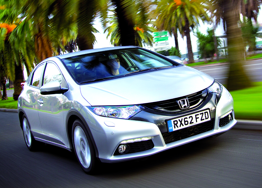 Zunächst fährt Hondas Civic mit dem neuen Turbodiesel vor. 