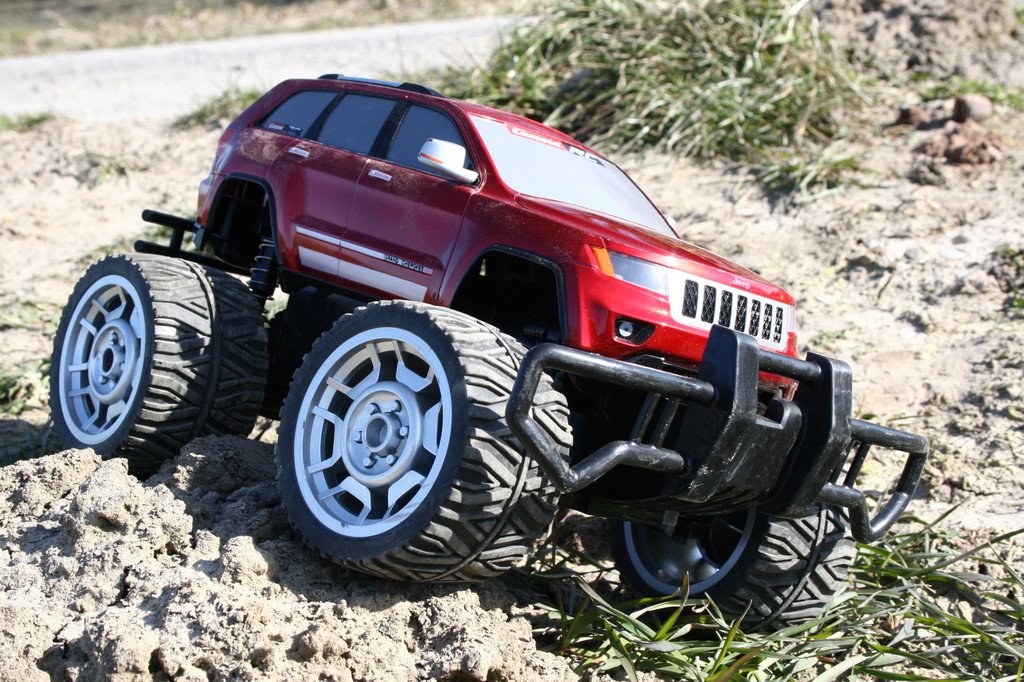 Ausprobiert: Jeep Grand Cherokee für den RC-Einstieg